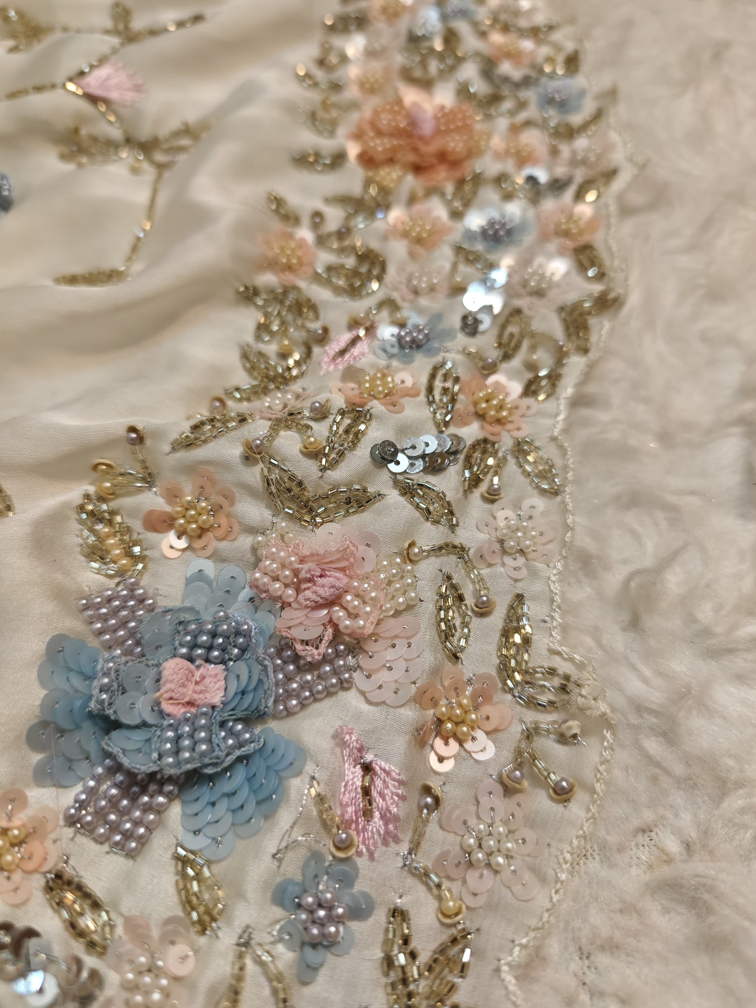 Off-White Crepe Silk Designer Saree